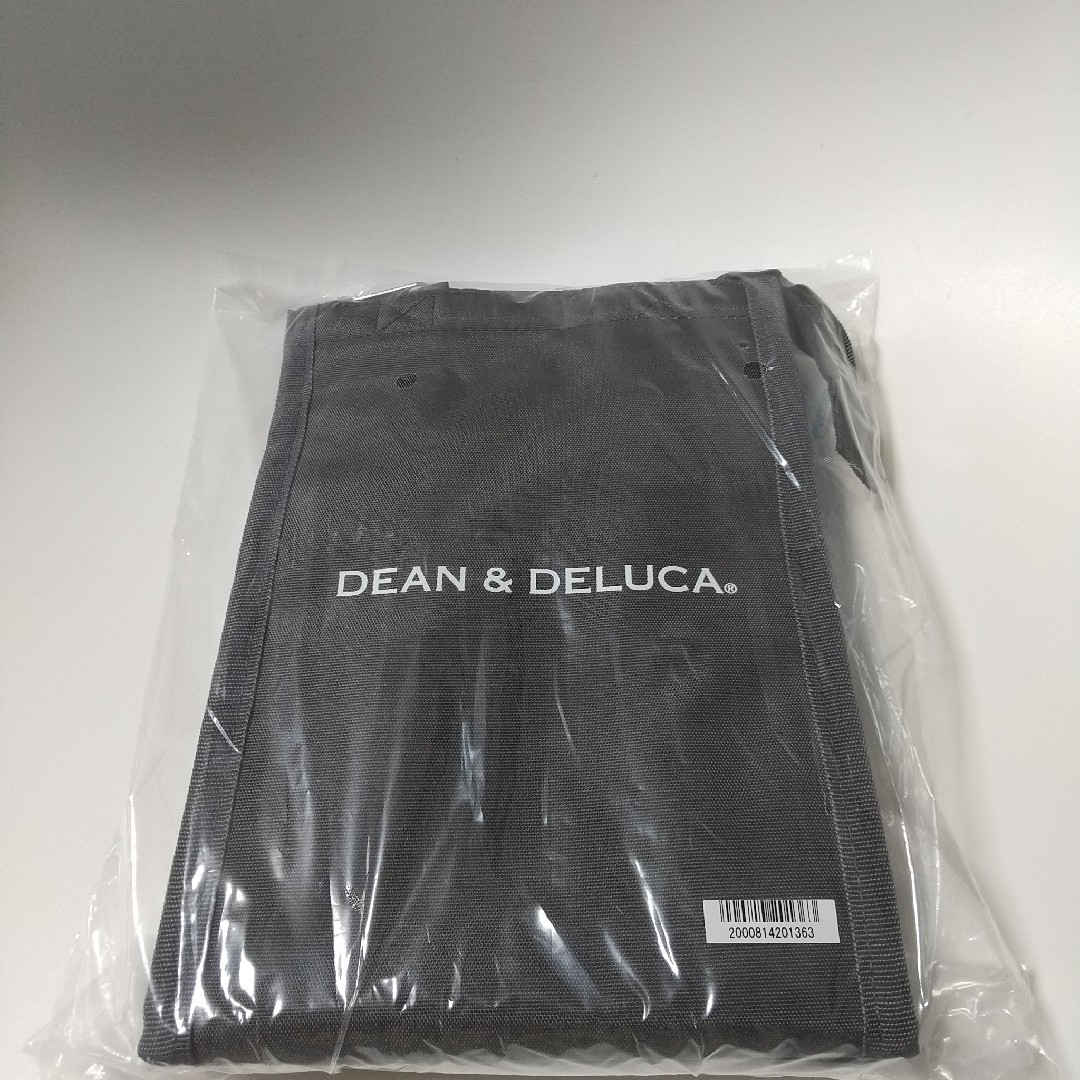 DEAN & DELUCA(ディーンアンドデルーカ)の正規品　ディーン＆デルーカ　DEAN & DELUCA　保冷バッグ　Ｓ　グレー レディースのバッグ(その他)の商品写真