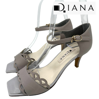 DIANA - 〈極美品〉DIANA ダイアナ【22.5cm】スクエア ストラップ サンダル