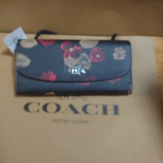 COACH　長財布　新品　未使用　花柄