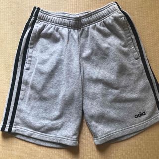 アディダス(adidas)のアディダス　ハーフパンツ　160(パンツ/スパッツ)