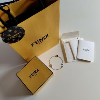 FENDI エフ イズ フェンディ ブレスレット　シルバー