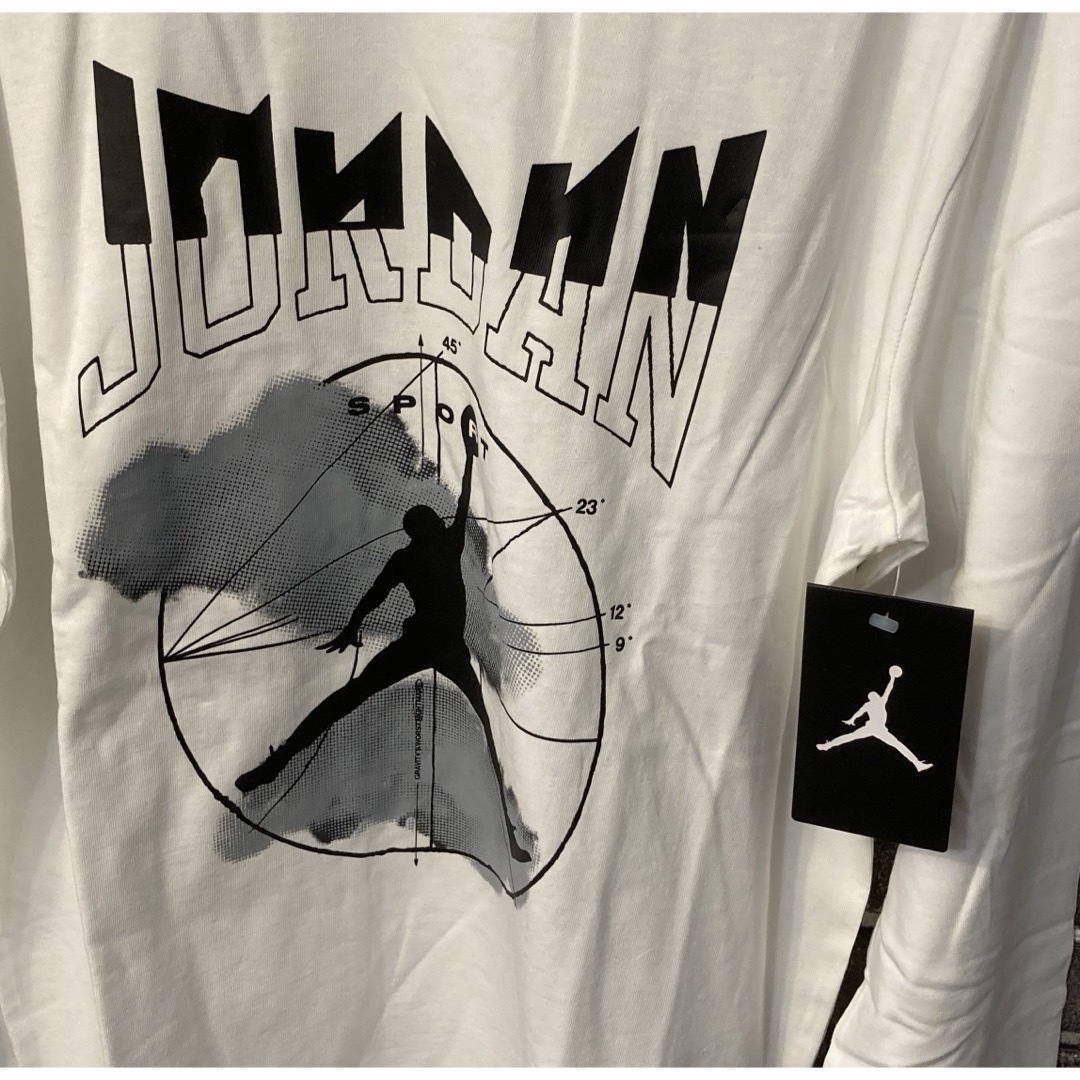 Jordan Brand（NIKE）(ジョーダン)のジョーダン ロングTシャツ Lサイズ ナイキ ホワイト NIKE JORDAN メンズのトップス(Tシャツ/カットソー(七分/長袖))の商品写真