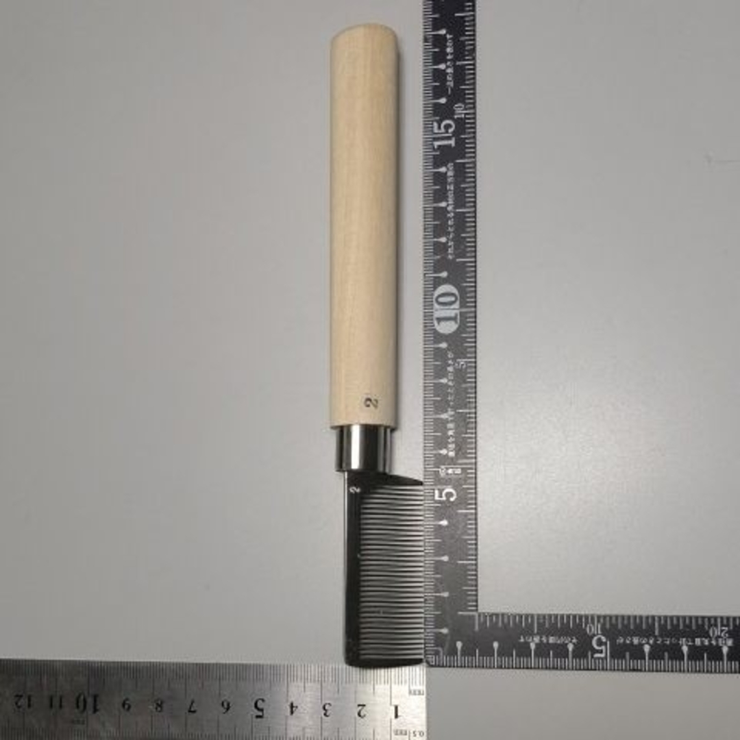R04■筆櫛 (筆くし)小 5cm+筆固め用 糊付き■ネイルブラシ ブラシコーム コスメ/美容のネイル(ネイル用品)の商品写真