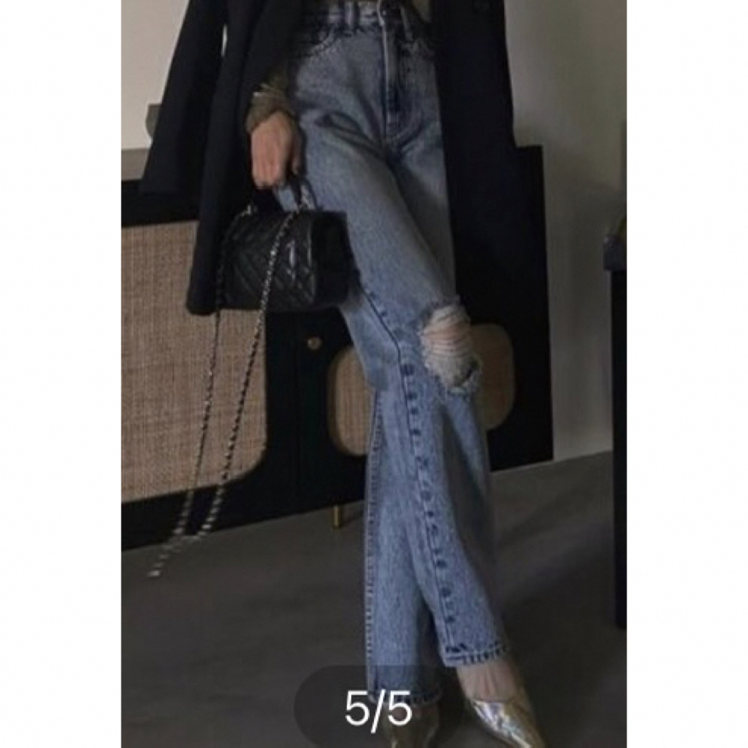 Ameri VINTAGE(アメリヴィンテージ)のアメリ CRASH SLIM STRAIGHT DENIM PANTS   レディースのパンツ(デニム/ジーンズ)の商品写真