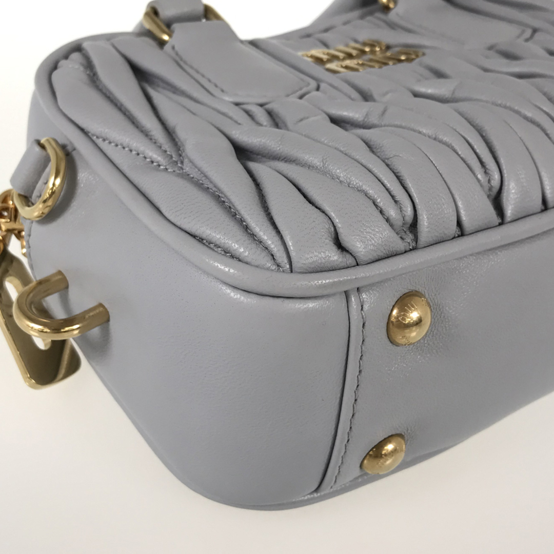 miumiu(ミュウミュウ)のミュウミュウ マテラッセ アルカディ ハンドバッグ レディースのバッグ(ハンドバッグ)の商品写真