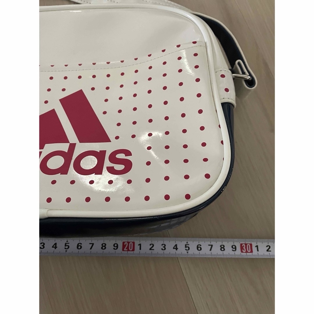 adidas(アディダス)のアディダス  ショルダーバッグ  レディースのバッグ(ショルダーバッグ)の商品写真