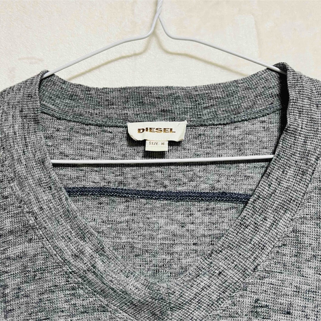 DIESEL(ディーゼル)のDIESEL ディーゼル ロンT Vネック サーマル グレー Mサイズ メンズのトップス(Tシャツ/カットソー(七分/長袖))の商品写真