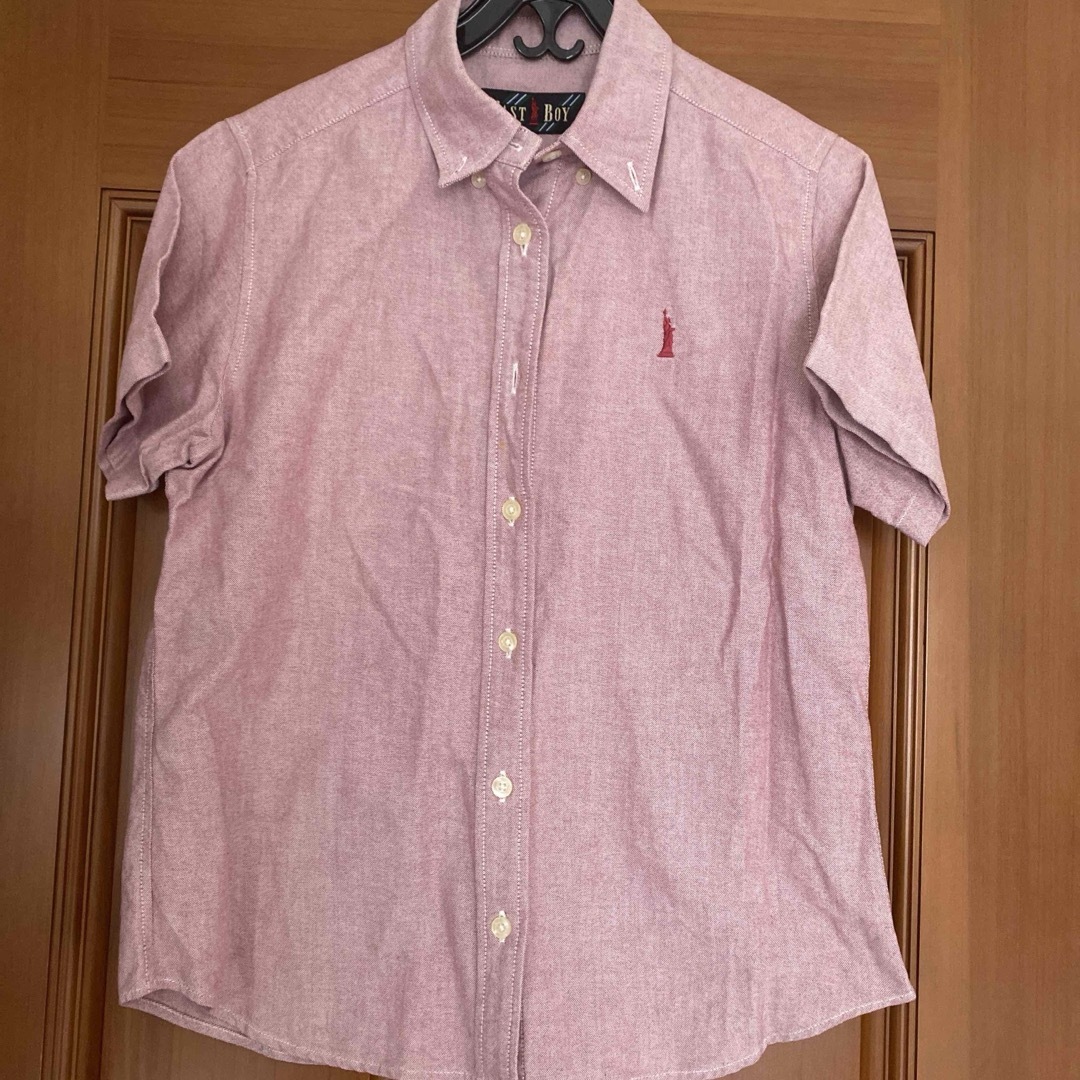 EASTBOY(イーストボーイ)のほぼ新品　イーストボーイシャツ レディースのトップス(シャツ/ブラウス(半袖/袖なし))の商品写真