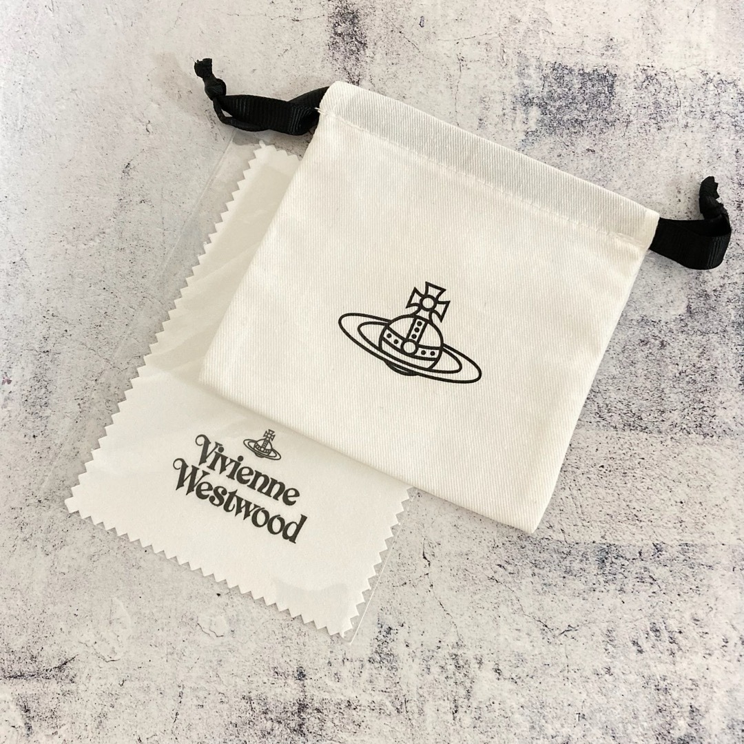 Vivienne Westwood(ヴィヴィアンウエストウッド)のヴィヴィアン　パールスモールオーブネックレス　シルバー レディースのアクセサリー(ネックレス)の商品写真