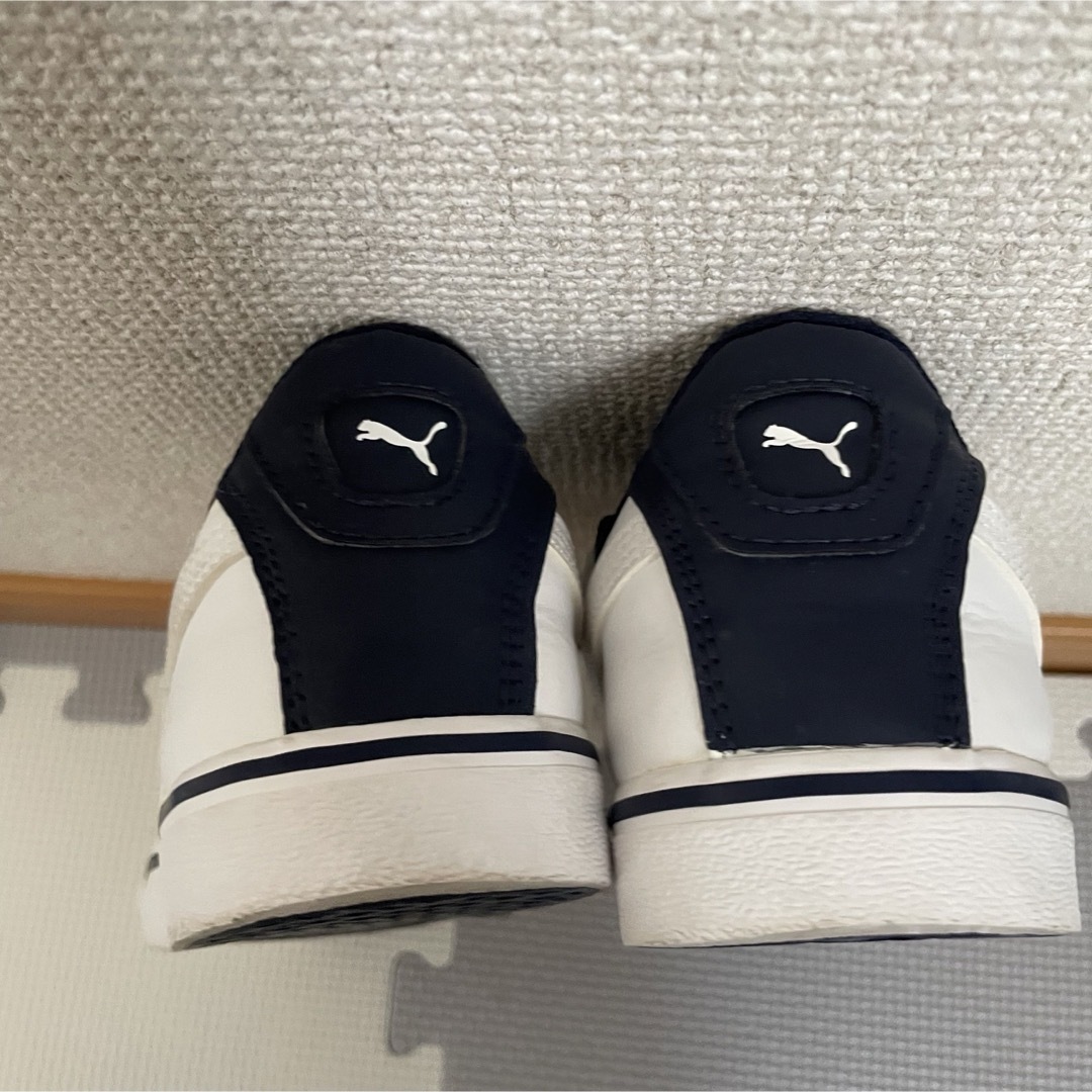 PUMA(プーマ)の◆PUMA◆プーマ✳︎24cm✳︎スニーカー・靴✳︎白×ネイビー レディースの靴/シューズ(スニーカー)の商品写真