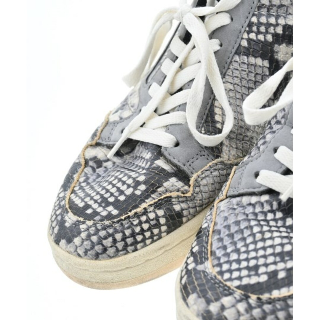 adidas(アディダス)のadidas アディダス スニーカー 28cm グレーx黒(パイソン) 【古着】【中古】 メンズの靴/シューズ(スニーカー)の商品写真