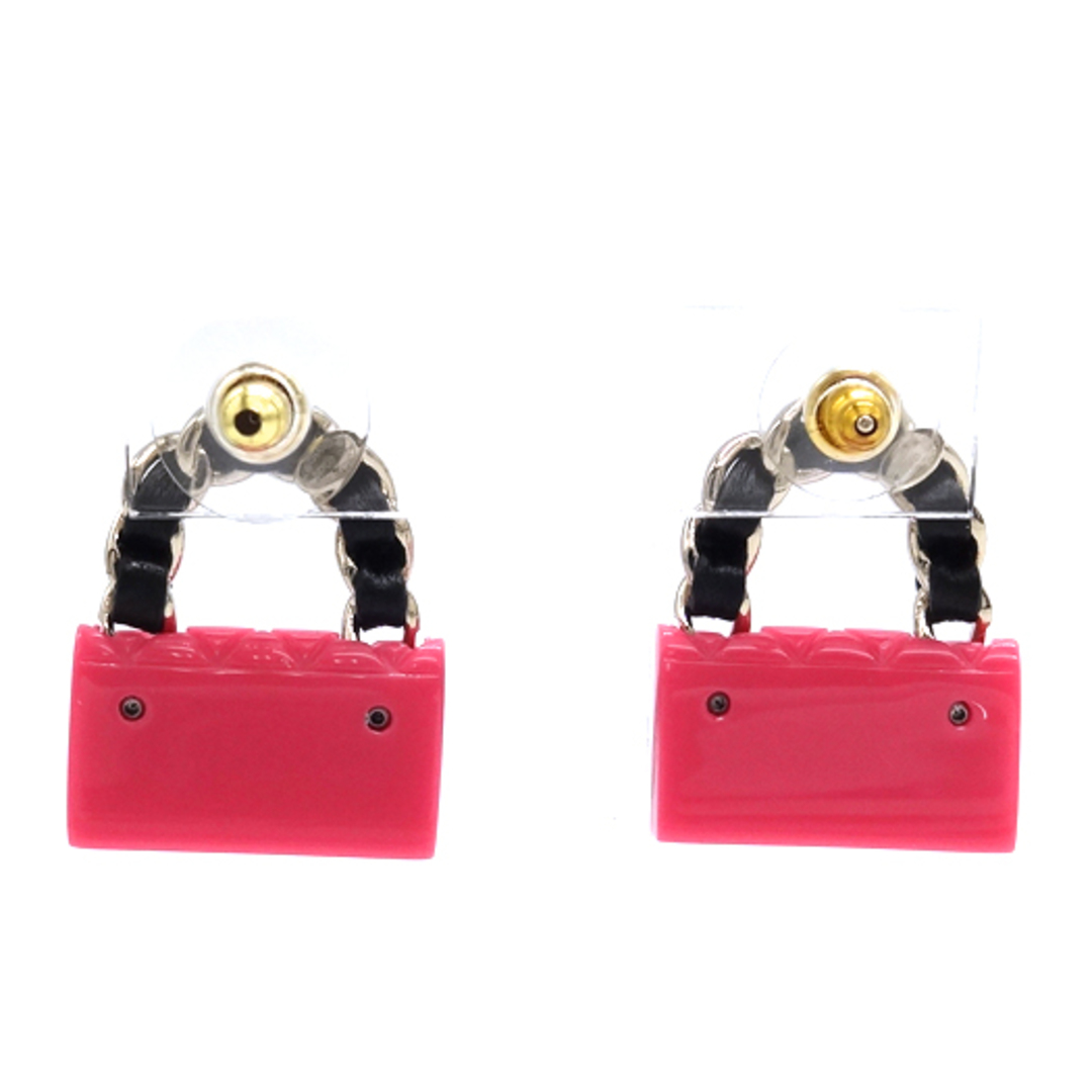 CHANEL - シャネル マトラッセ バッグモチーフ ピアス 2023年 CHANEL - シャネル マトラッセ バッグモチーフ ピアス 2023年