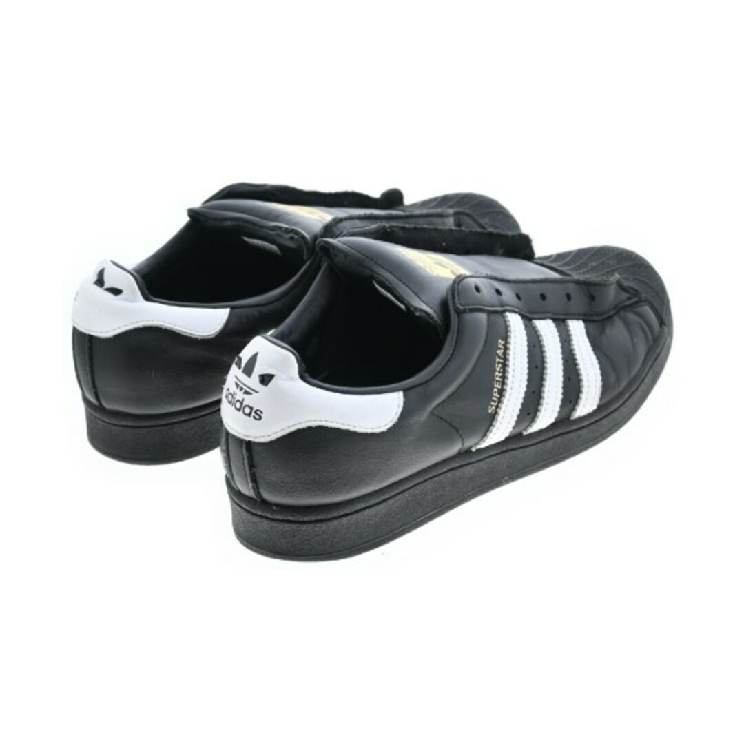 adidas(アディダス)のadidas アディダス スニーカー 28cm 黒x白 【古着】【中古】 メンズの靴/シューズ(スニーカー)の商品写真