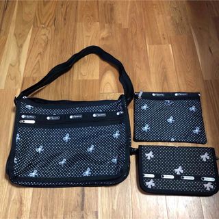 レスポートサック(LeSportsac)の新品未使用　レスポートサック　バッグ　小物入れ　サコッシュ　ドット　リボン(ショルダーバッグ)