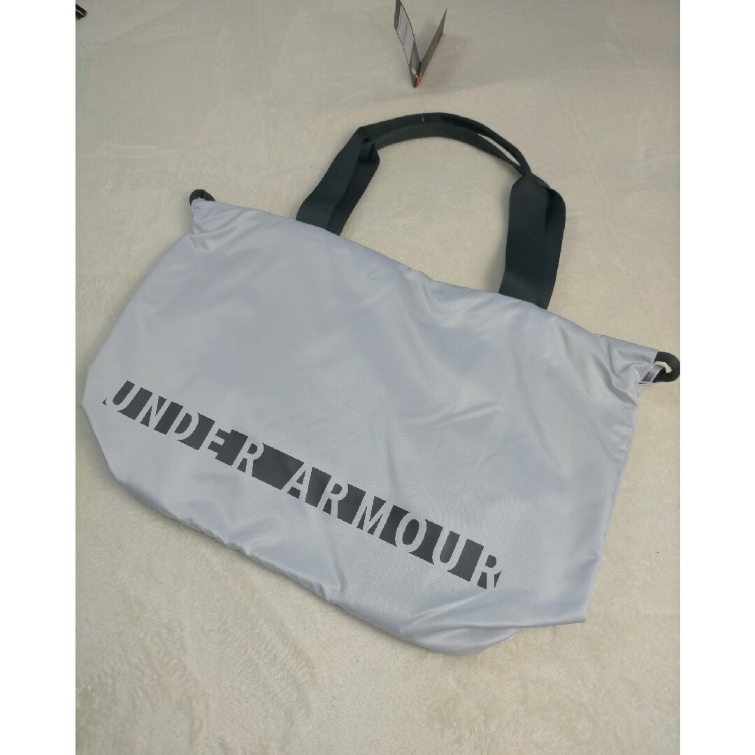 UNDER ARMOUR(アンダーアーマー)のアンダーアーマー トートバッグ ホワイト 手提げバッグ ジム UA レディースのバッグ(トートバッグ)の商品写真
