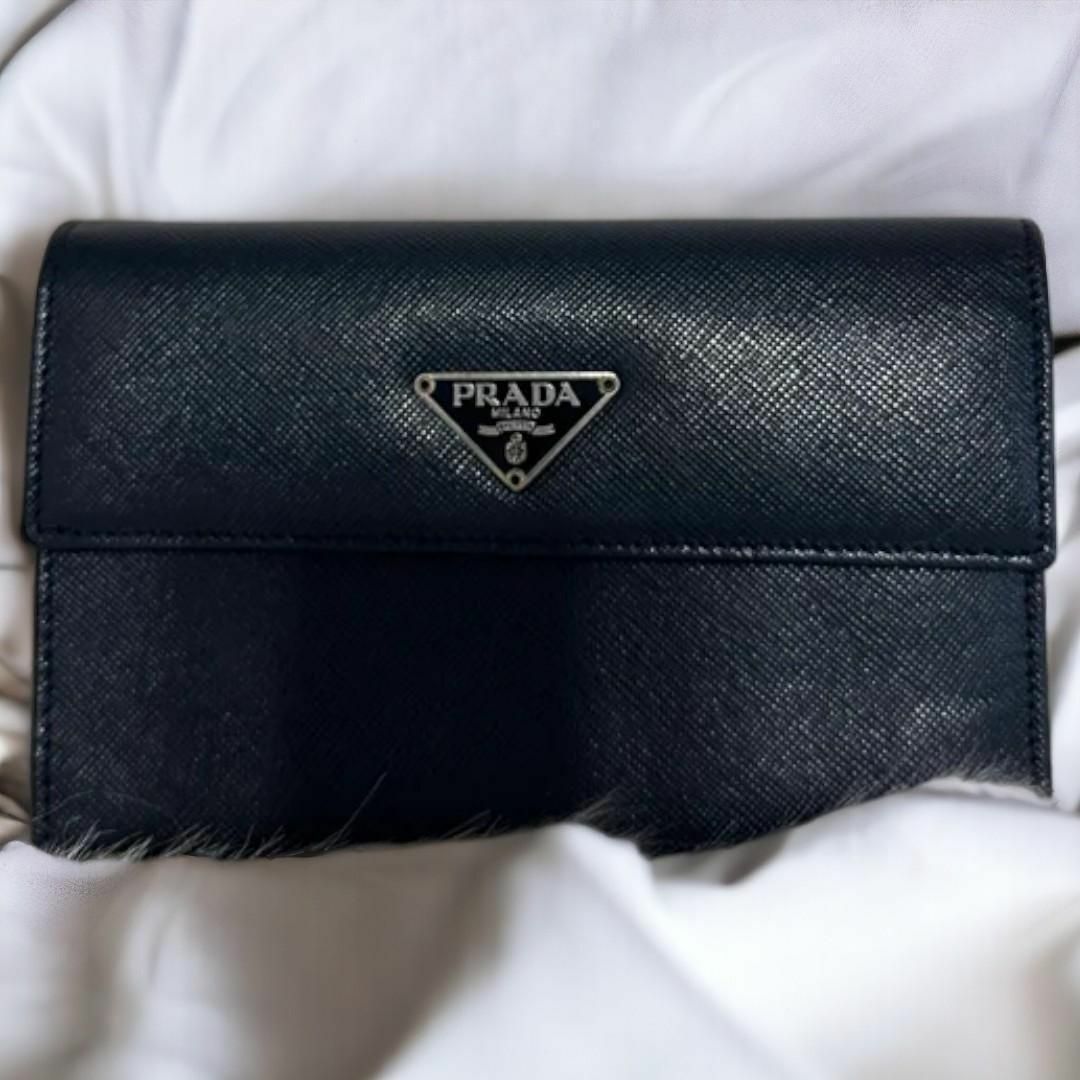 PRADA プラダ 三つ折り財布 三角ロゴ プレート サフィアーノ PRADA プラダ 三つ折り財布 三角ロゴ プレート サフィアーノ