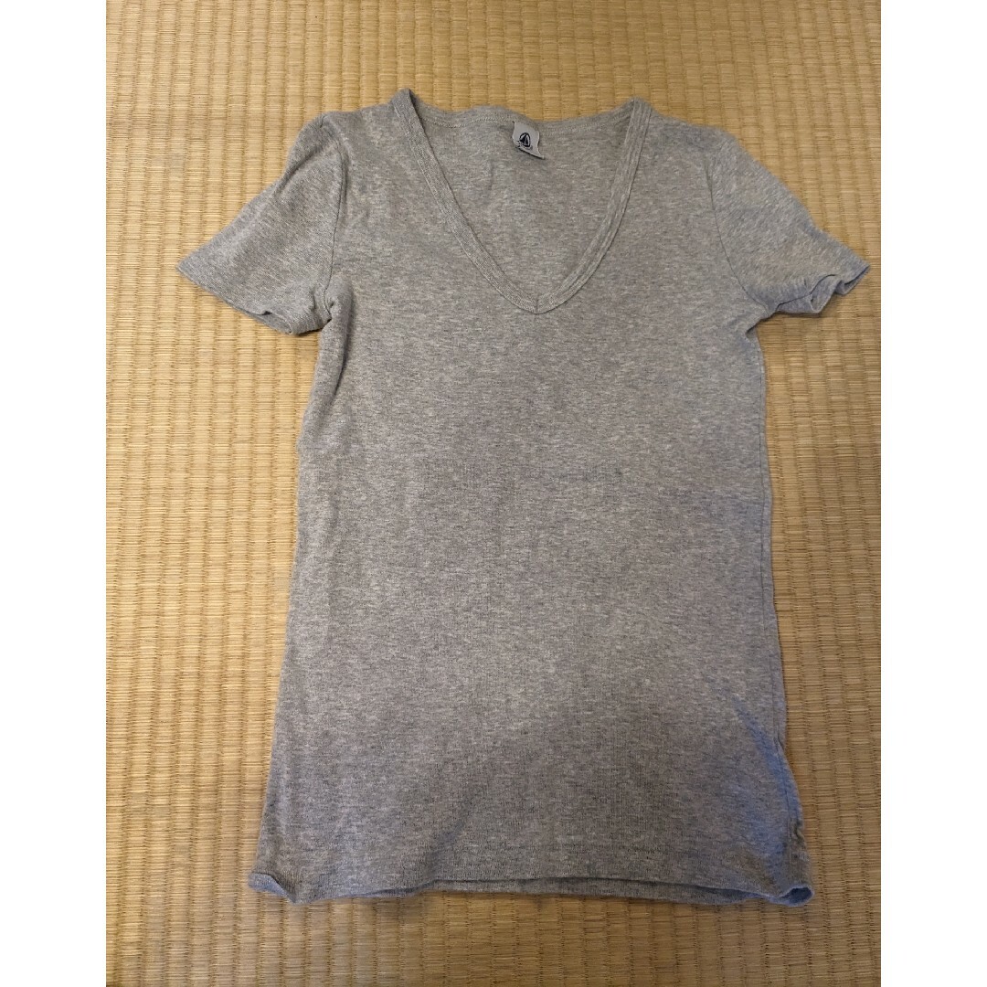 PETIT BATEAU(プチバトー)のプチバトー　グレーティシャツ レディースのトップス(Tシャツ(半袖/袖なし))の商品写真