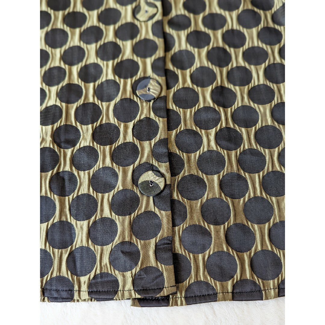 オシャレ　ドット柄　ジャケット　七分袖　ショート丈　ゴールド　ブラック レディースのトップス(カーディガン)の商品写真