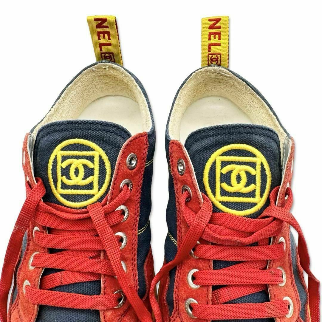 CHANEL(シャネル)のシャネル ココマーク キャンバス 約21.5cm スニーカー 靴 シューズ 赤 レディースの靴/シューズ(スニーカー)の商品写真