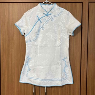 台湾で購入　チャイナブラウス　中華シャツ　白　ホワイト(シャツ/ブラウス(半袖/袖なし))