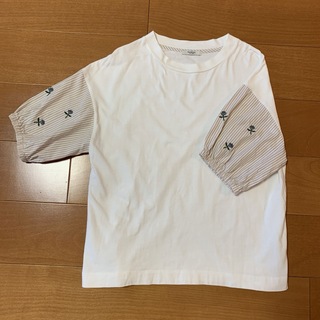 プードゥドゥ(POU DOU DOU)の綿カットソー　袖刺繍(Tシャツ(半袖/袖なし))