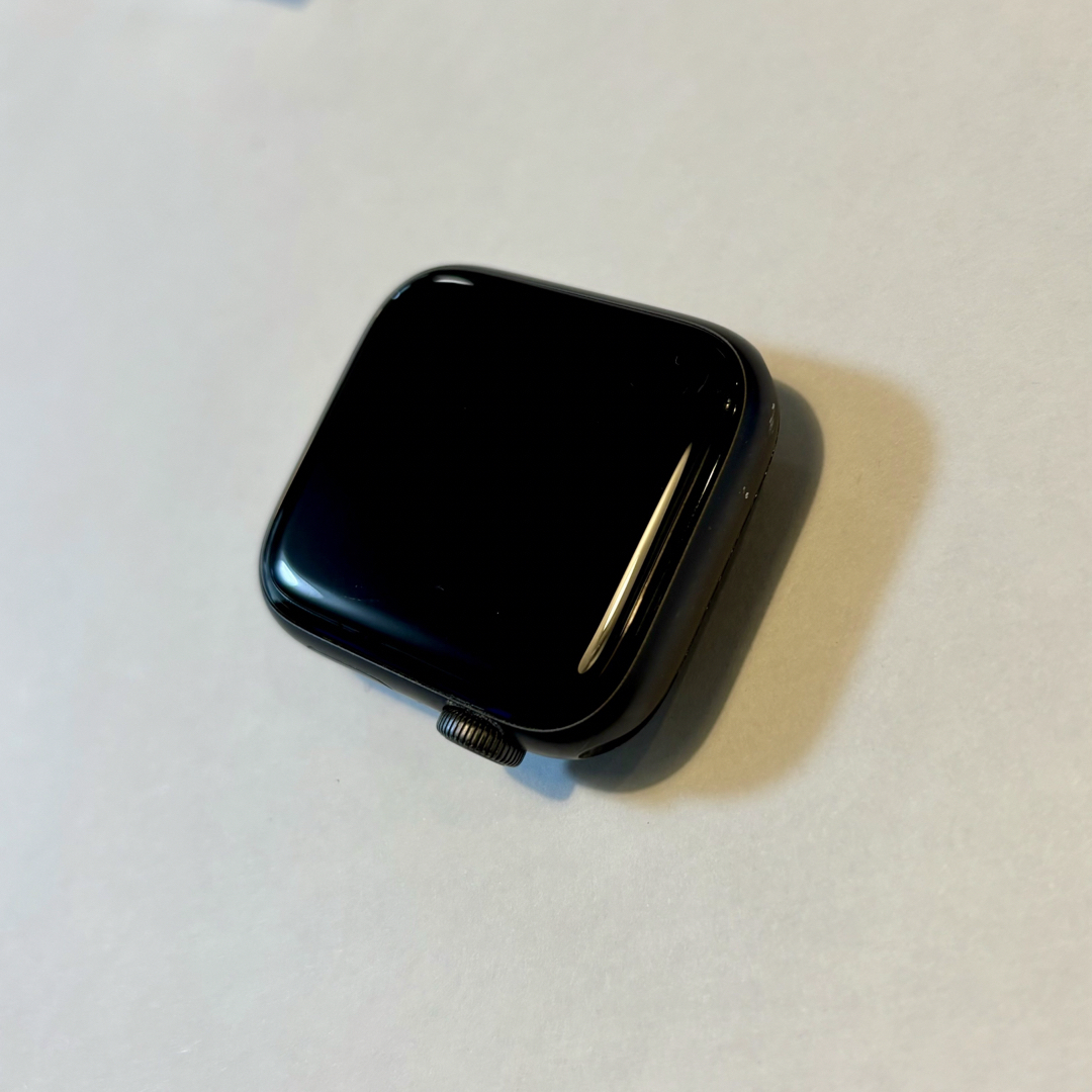 Apple(アップル)の⭐︎よきかな⭐︎様専用Apple Watch 第4世代 アルミ ブラック 44 メンズの時計(腕時計(デジタル))の商品写真