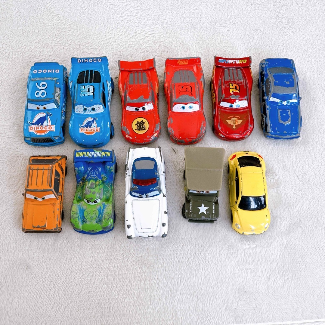 トミカシリーズ(トミカシリーズ)のトミカ　やまみちドライブ　にぎやかドライブ　2点セット　ミニカー付き キッズ/ベビー/マタニティのおもちゃ(電車のおもちゃ/車)の商品写真
