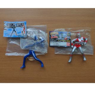 ｶﾞｼｬﾎﾟﾝ（ｳﾙﾄﾗﾏﾝ系）色々選べる2個1ｾｯﾄ、ｼﾘｰｽﾞ2(キャラクターグッズ)