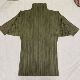 プリーツプリーズイッセイミヤケ(PLEATS PLEASE ISSEY MIYAKE)のイッセイミヤケ　プリーツプリーズ　 半袖トップス　ハイネックモスグリーン　M〜L(カットソー(半袖/袖なし))