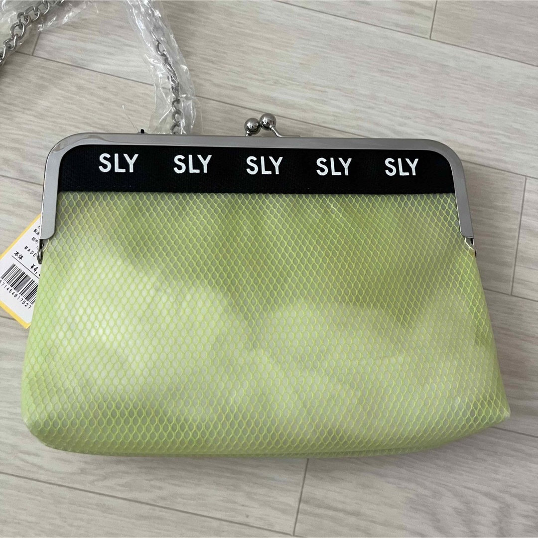 SLY(スライ)の【未使用タグ付き】SLY チェーン ショルダー バック イエロー 夏 フェス  レディースのバッグ(ショルダーバッグ)の商品写真