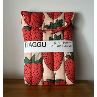 バグゥ(BAGGU)のBAGGU 13/14インチ　イチゴ　ノートパソコンスリーブ　PCケース(iPadケース)