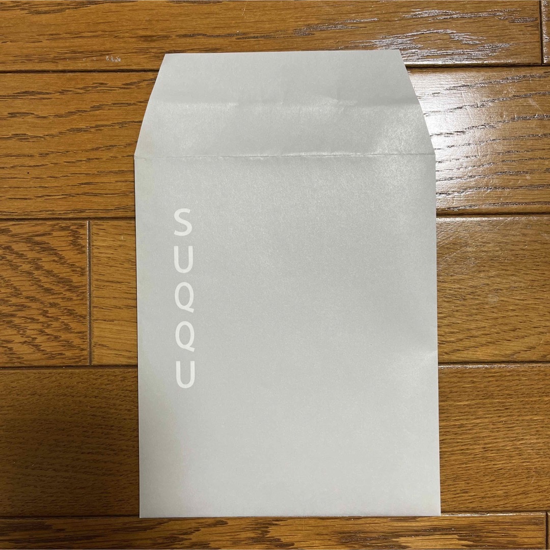 SUQQU(スック)のSUQQU　スック ショップ袋　紙袋 レディースのバッグ(ショップ袋)の商品写真