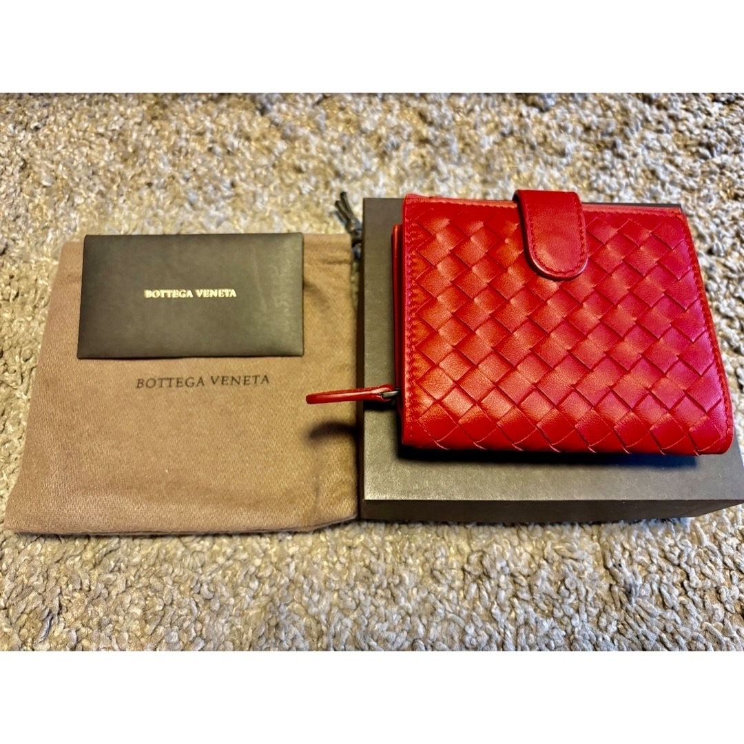 Bottega Veneta(ボッテガヴェネタ)のボッテガヴェネタ イントレ 二つ折り 財布 ミニ ウォレット レディースのファッション小物(財布)の商品写真