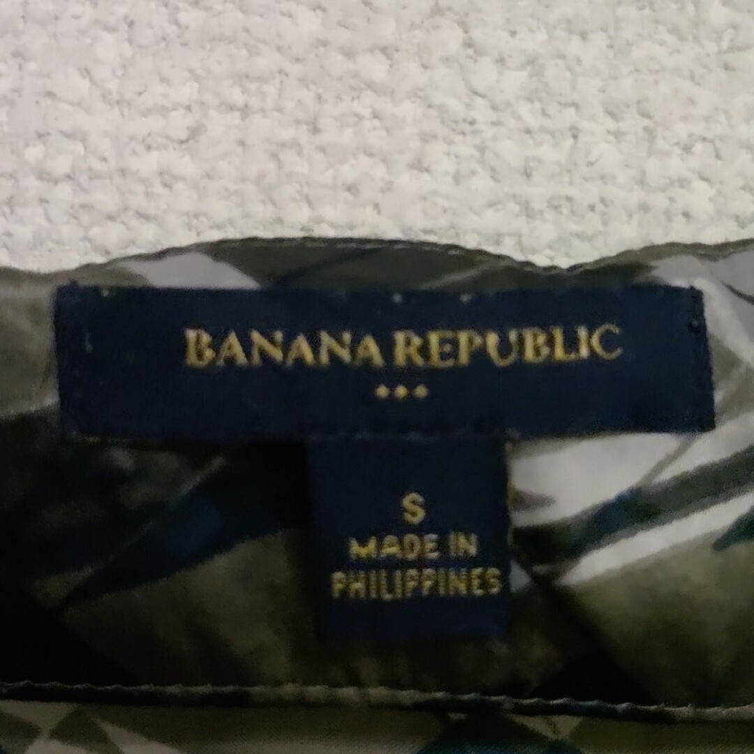 Banana Republic(バナナリパブリック)のバナリパトップスノースリーブ レディースのトップス(カットソー(半袖/袖なし))の商品写真