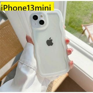 Apple - iPhone13mini★ウェーブなみなみ　透明ケース　可愛いiPhoneケース