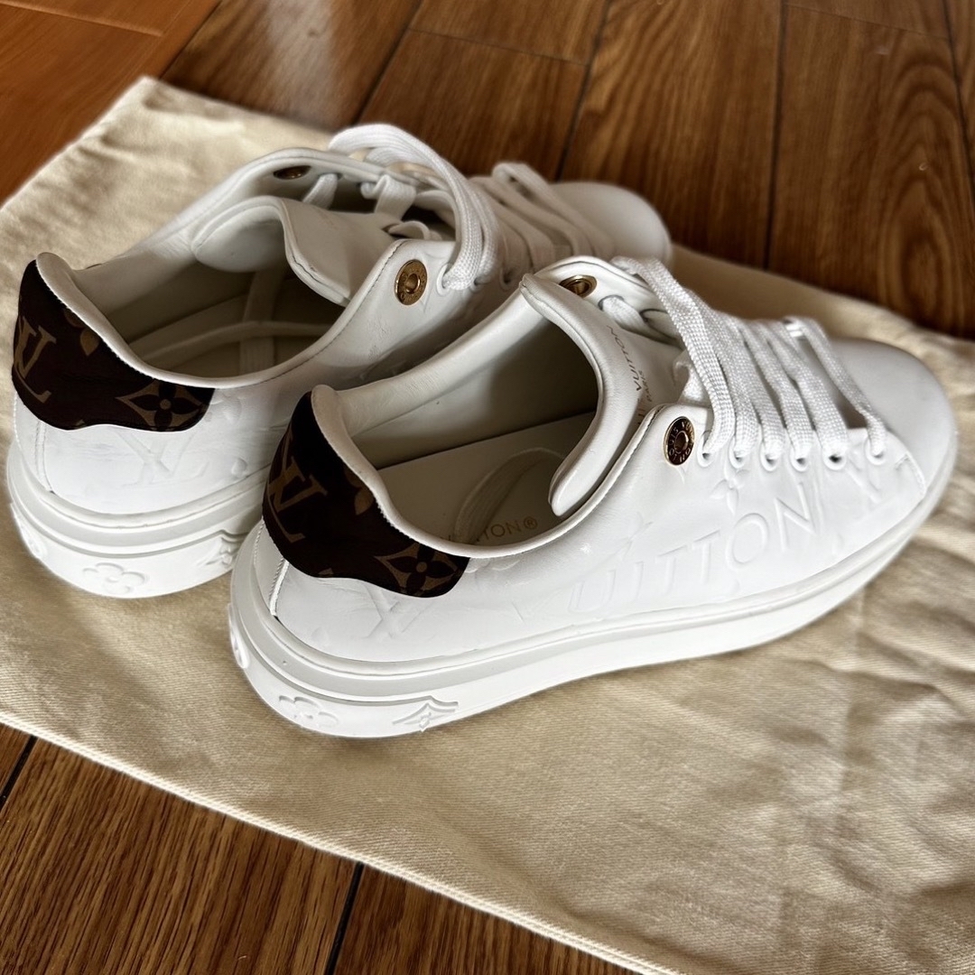LOUIS VUITTON - ルイヴィトン スニーカーの通販 by mm's shop LOUIS VUITTON - ルイヴィトン スニーカーの通販 by mm's shop
