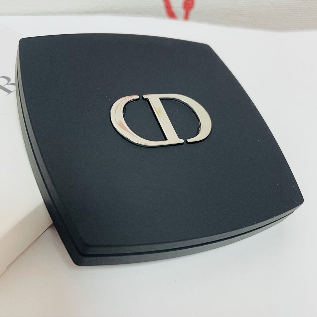 Dior(ディオール)の箱付き 未使用 ディオール コンパクト両面鏡 マットブラック ミラー レディースのファッション小物(ミラー)の商品写真