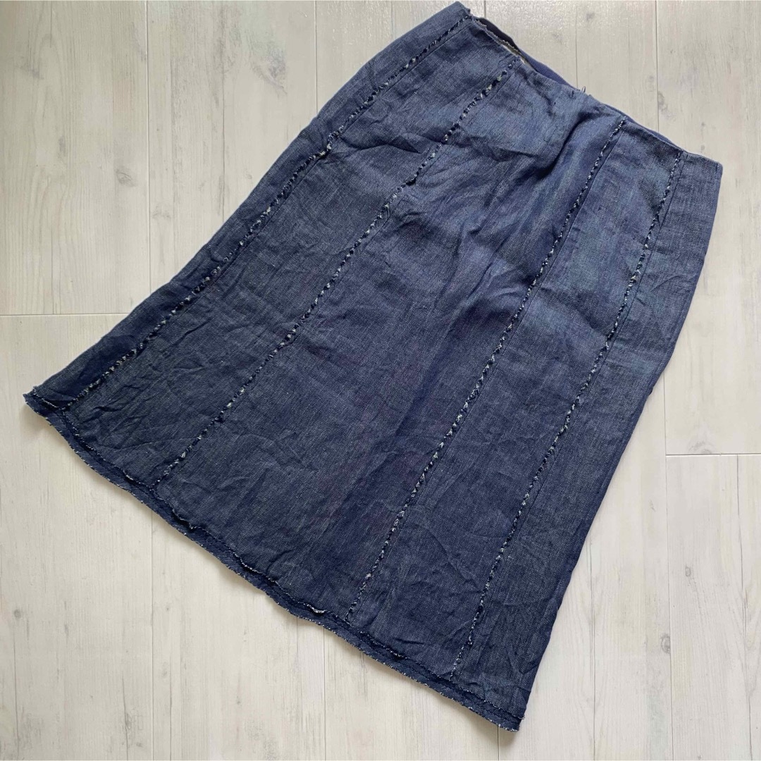 TOMORROWLAND(トゥモローランド)のTOMORROWLAND　トゥモローランド　　スカート　Mサイズ　ブルー　日本製 レディースのスカート(ロングスカート)の商品写真