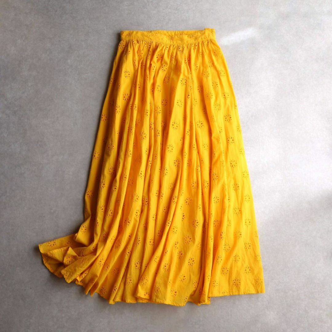 UNITED ARROWS(ユナイテッドアローズ)のUNITED ARROWS / 刺繍 レース ロングスカート 38 カットワーク レディースのスカート(ロングスカート)の商品写真