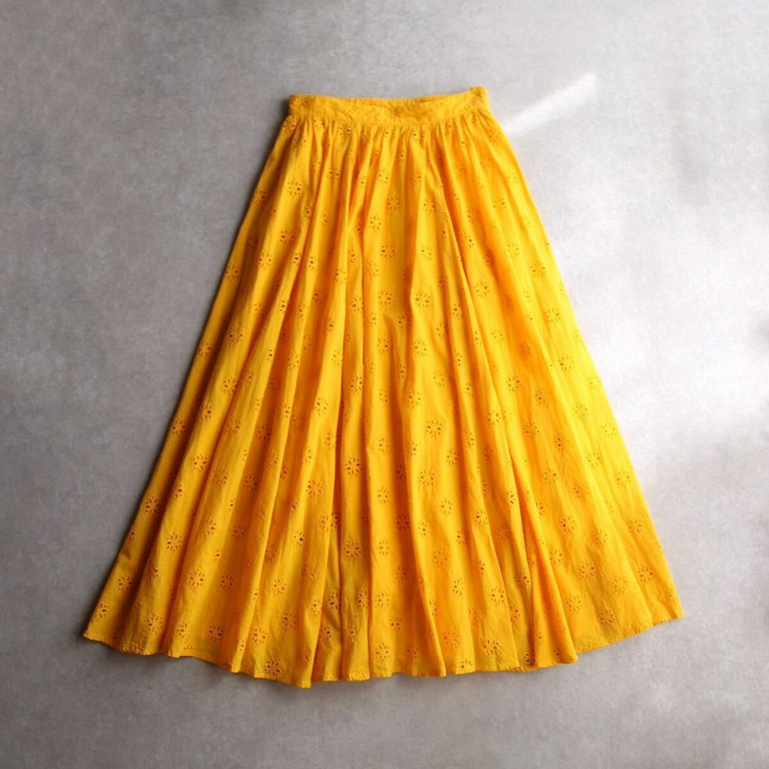 UNITED ARROWS(ユナイテッドアローズ)のUNITED ARROWS / 刺繍 レース ロングスカート 38 カットワーク レディースのスカート(ロングスカート)の商品写真