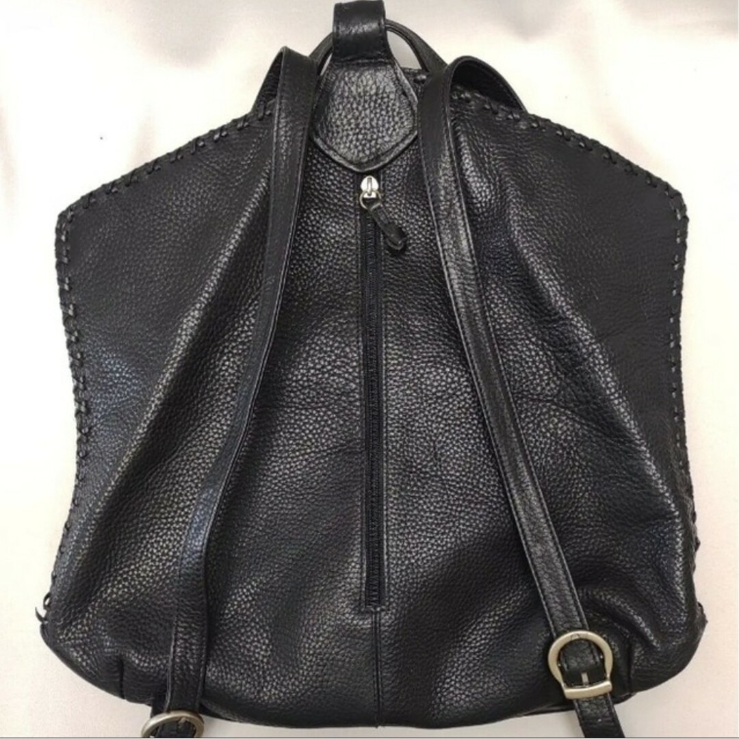 未使用　PELLAIO　ペライオ　リュック　レディース　バッグ　本革　カーフ　黒 レディースのバッグ(リュック/バックパック)の商品写真