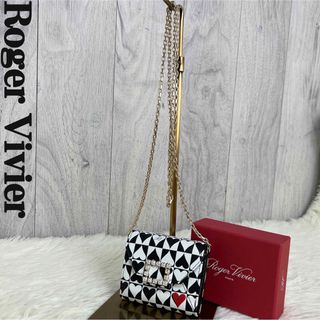 ロジェヴィヴィエ(ROGER VIVIER)の人気♡保存箱付♡ロジェヴィヴィエ ストラス バックル チェーン ウォレット(財布)