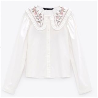 ザラ(ZARA)のZARA 刺繍襟 ビーズ付 ブラウス S(シャツ/ブラウス(長袖/七分))