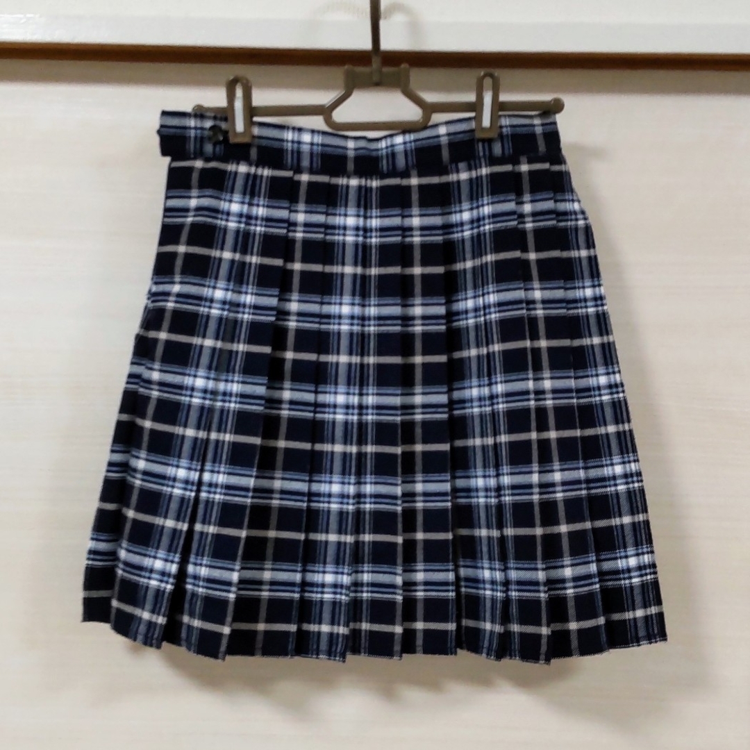 チェックスカート　紺　160cm キッズ/ベビー/マタニティのキッズ服女の子用(90cm~)(スカート)の商品写真
