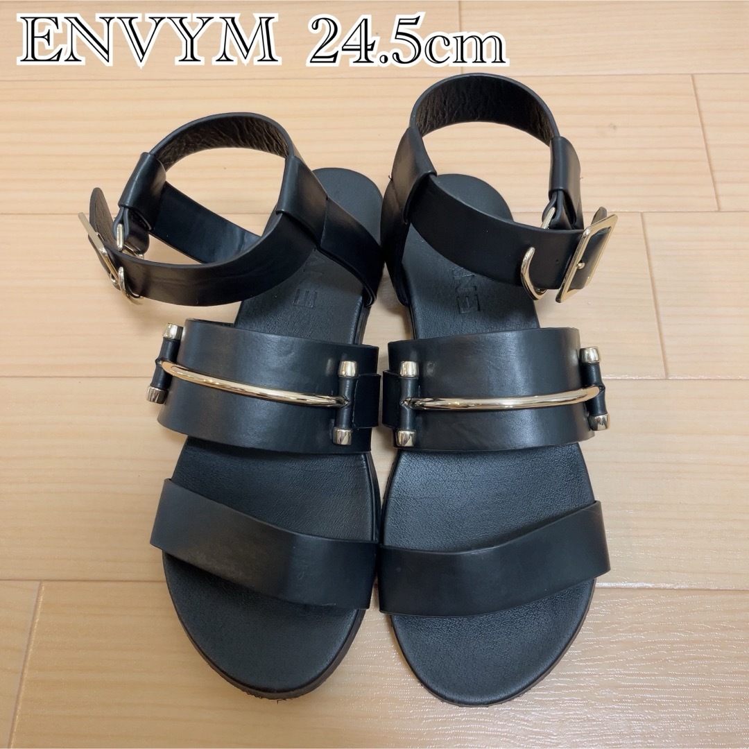 ENVYM(アンビー)の【美品】ENVYM ゴールド フラット サンダル レディースの靴/シューズ(サンダル)の商品写真