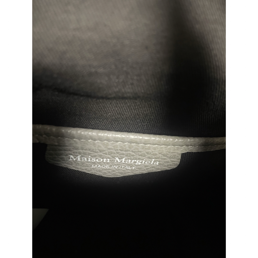 Maison Martin Margiela(マルタンマルジェラ)のMaison Margiela 5ACバケットバッグ　グレー レディースのバッグ(ショルダーバッグ)の商品写真