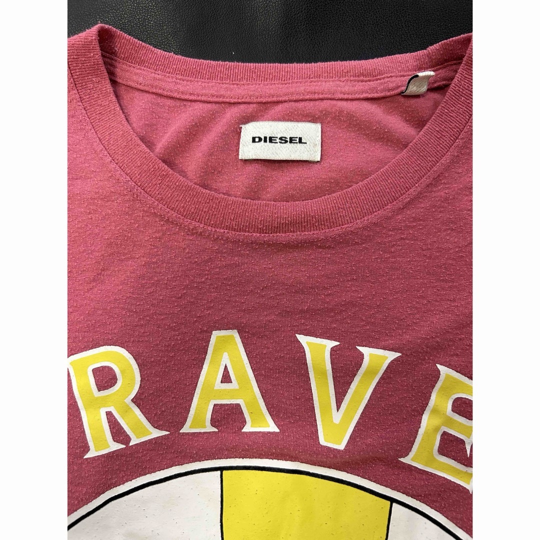 DIESEL(ディーゼル)のDIESEL ディーゼル BRAVES メンズ半袖Tシャツ ピンク Sサイズ  メンズのトップス(Tシャツ/カットソー(半袖/袖なし))の商品写真