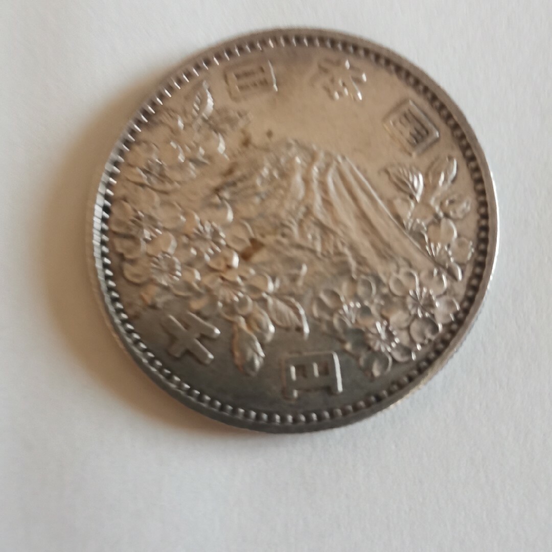 東京オリンピック記念硬貨　銀貨 エンタメ/ホビーの美術品/アンティーク(金属工芸)の商品写真