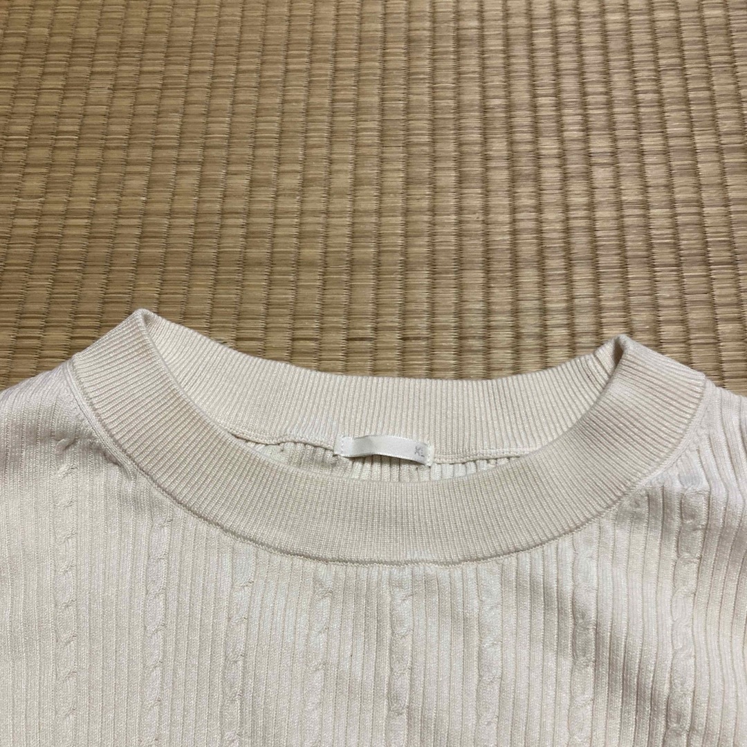 GU(ジーユー)の値下げ　レディース　GU 長袖Tシャツ レディースのトップス(シャツ/ブラウス(長袖/七分))の商品写真