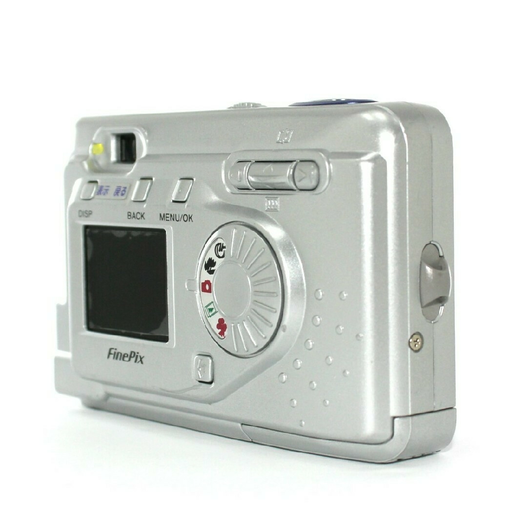 富士フイルム(フジフイルム)のFUJI FILM FinePix A303 シルバー⭐︎コンデジ✨完動品✨ スマホ/家電/カメラのカメラ(コンパクトデジタルカメラ)の商品写真